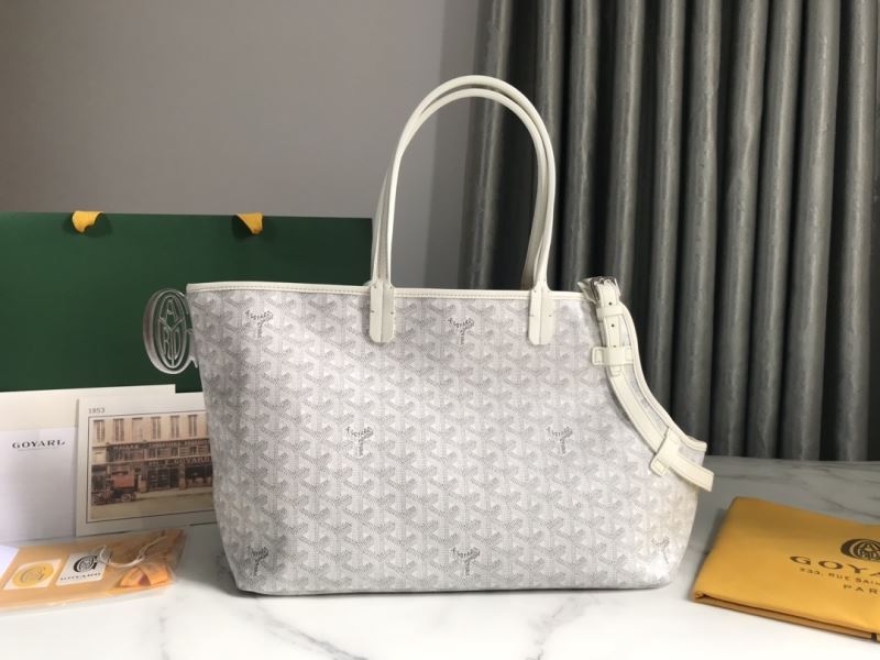 Goyard Shopping Bags